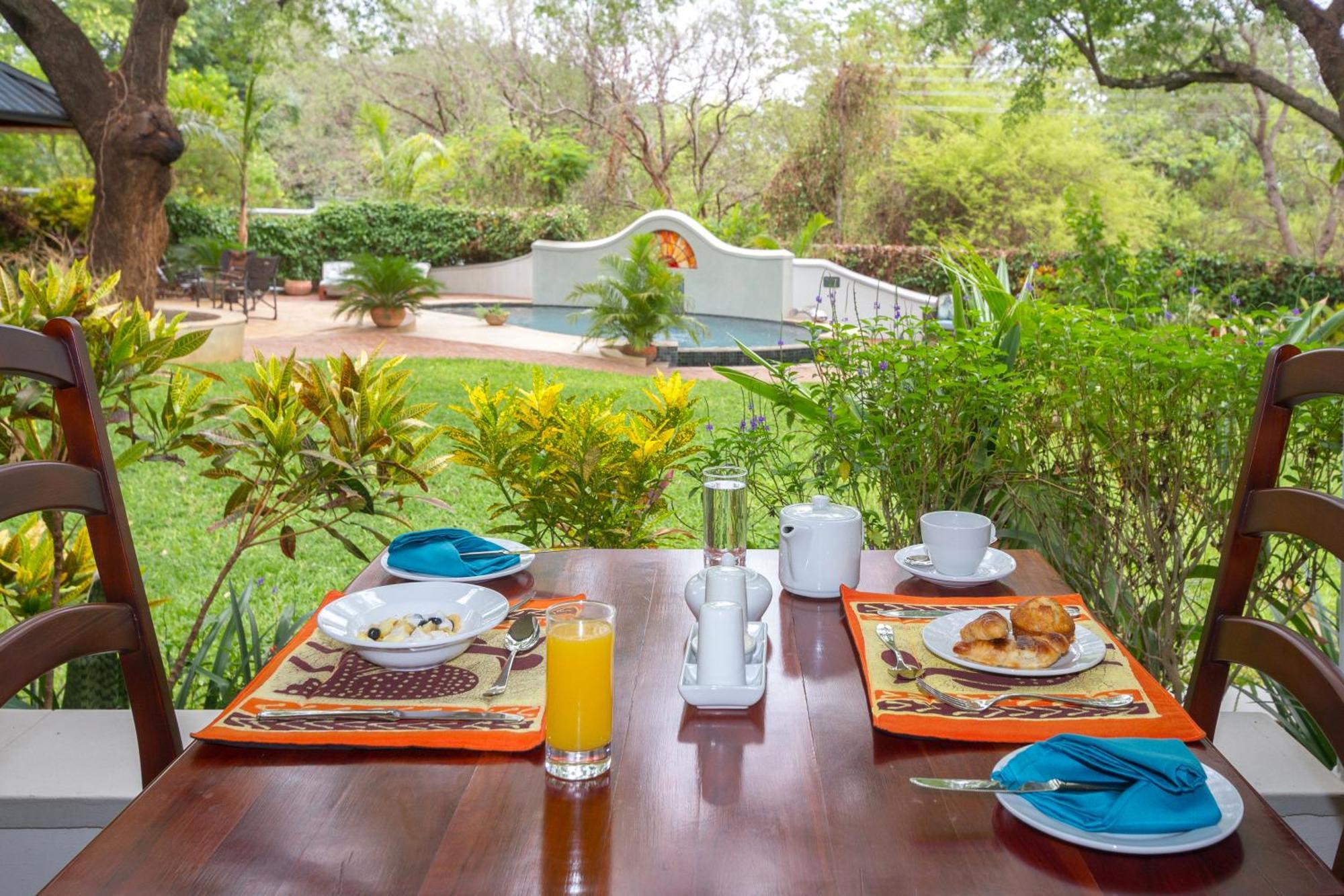 The Courtney Lodge Victoria Falls Exterior foto